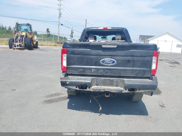 Ford 2019 2019 1FT7W2B60KEG14272 Image 17