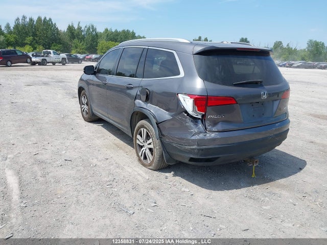 Honda j35y6 2017 5FNYF6H77HB505715 Image 3