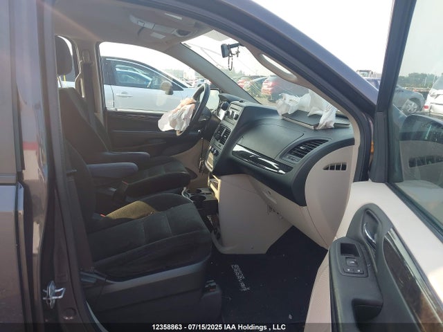 2C4RDGBG3FR722205 Dodge Grand Caravan