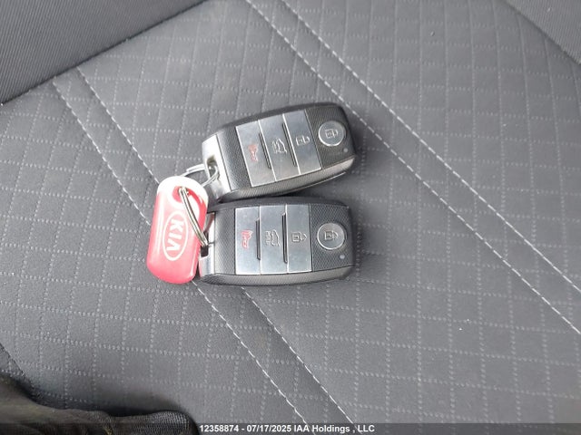 5XYPGDA54HG327194 KIA Sorento