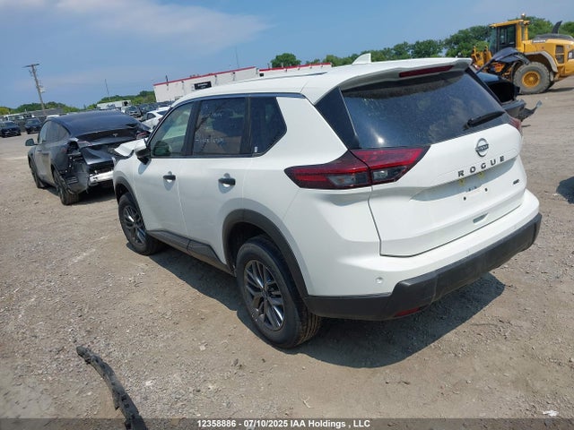JN8BT3AB5SW418172 Nissan Rogue