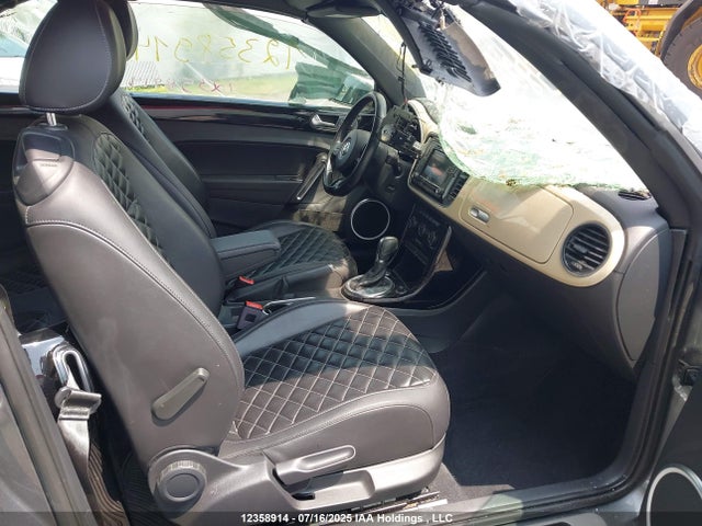 3VW5DAAT9KM500485 Volkswagen Beetle