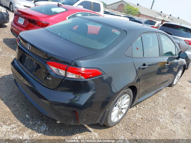 12358915 :رقم المزاد ، 5YFBPMBE9NP365584 vin ، 2022 Toyota Corolla Le مزاد بيع