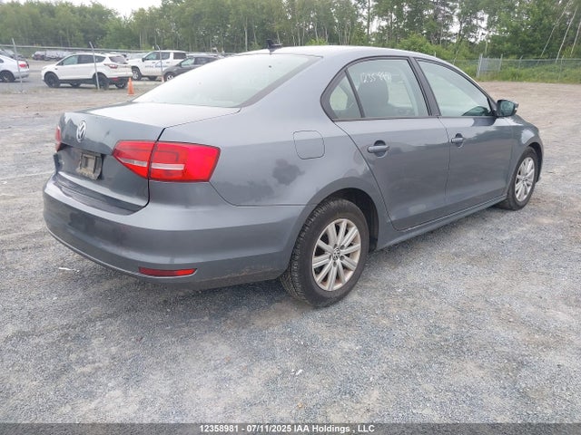 3VW2K7AJ3FM336568 Volkswagen Jetta