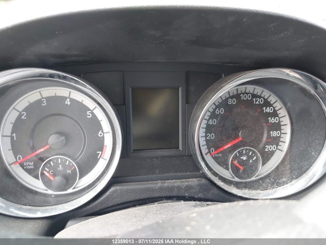 2C4RDGEG0JR319562 Dodge Grand Caravan