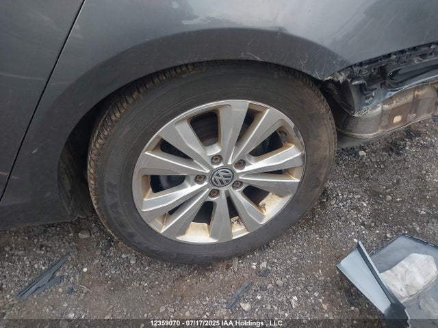 3VWC17AU5HM503422 Volkswagen 1.8 tsi