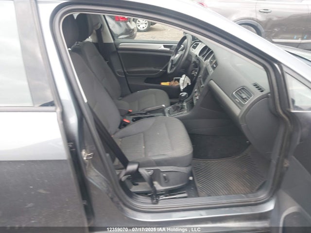3VWC17AU5HM503422 Volkswagen 1.8 tsi