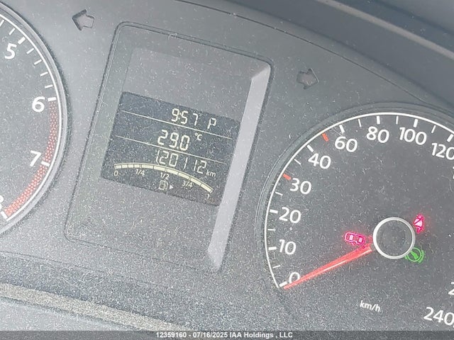 3VW2K7AJ6EM257622 Volkswagen 2014
