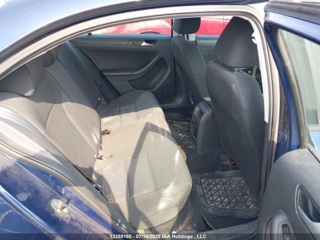 3VW2K7AJ6EM257622 Volkswagen 2014