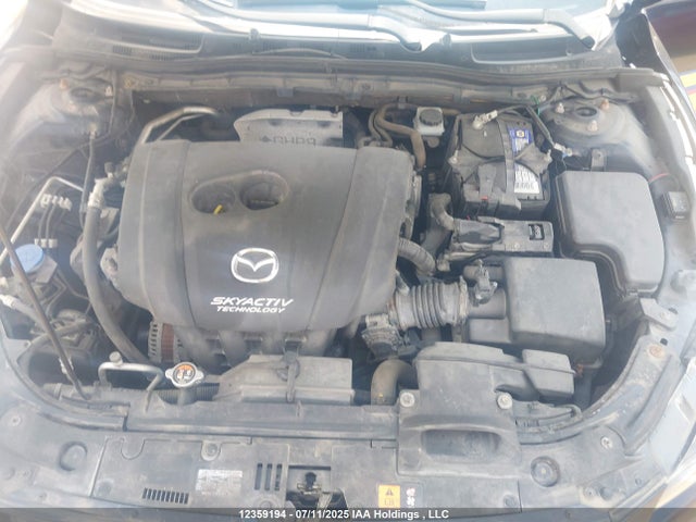 JM1BN1U73J1183669 Mazda pe