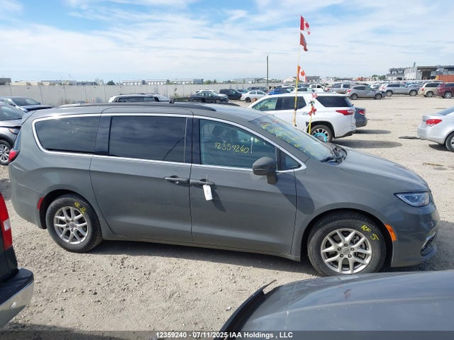 2C4RC1BG1NR137377 Chrysler 2022