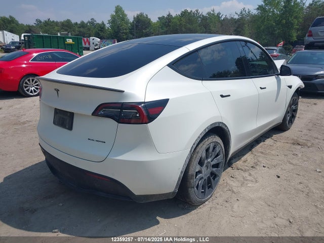 7SAYGAEE1NF377456 Tesla 2022