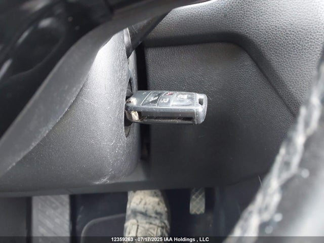 3VV1B7AX5JM049195 Volkswagen Tiguan