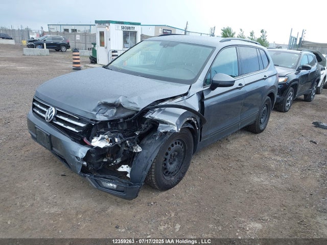 3VV1B7AX5JM049195 Volkswagen Tiguan