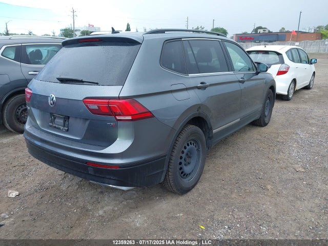3VV1B7AX5JM049195 Volkswagen Tiguan