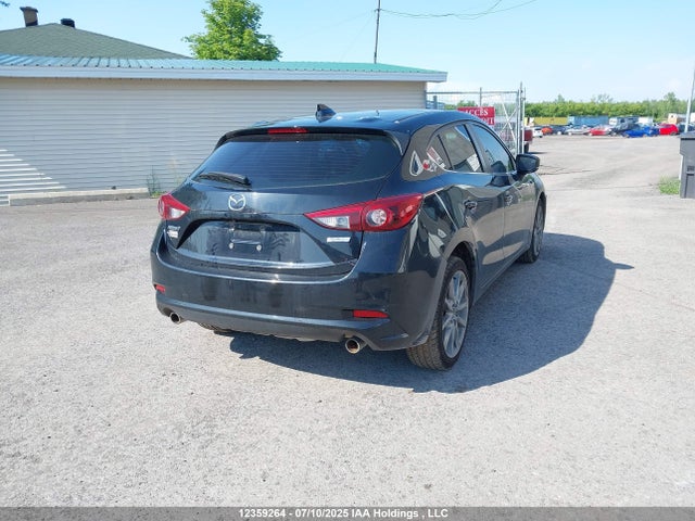 3MZBN1M38JM208997 Mazda py