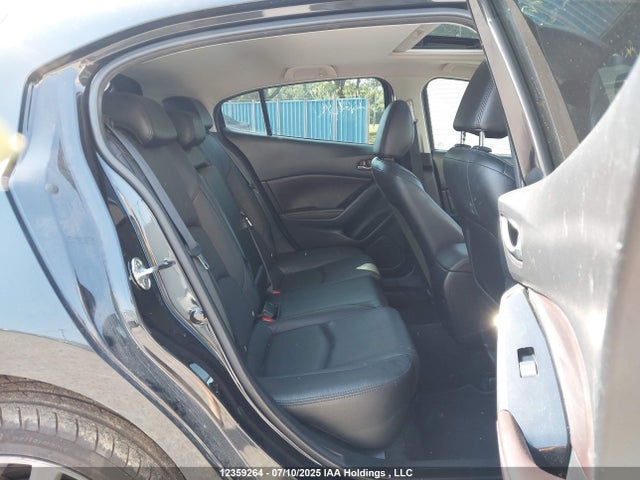 3MZBN1M38JM208997 Mazda py