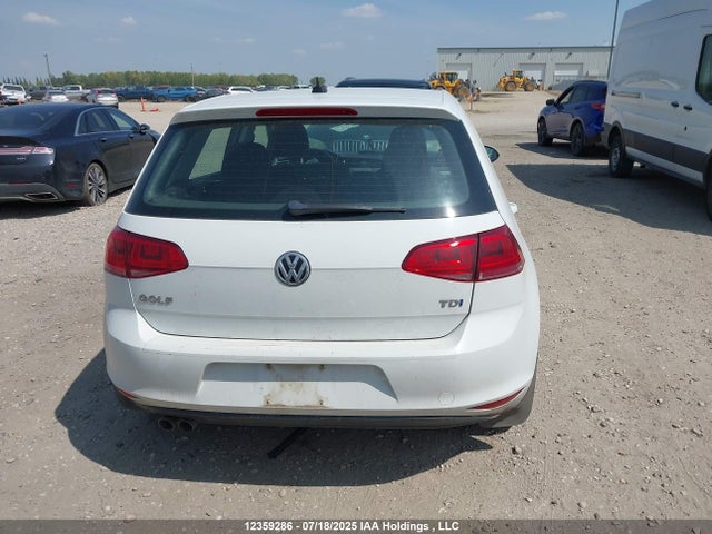 3VW2A7AU6FM021261 Volkswagen Golf