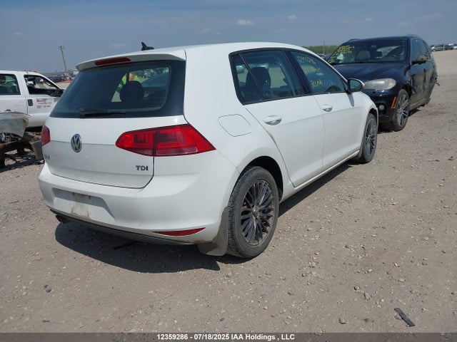 3VW2A7AU6FM021261 Volkswagen Golf
