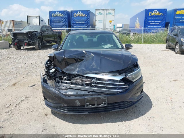 3VWG57BU1KM059872 Volkswagen 1.4 tsi