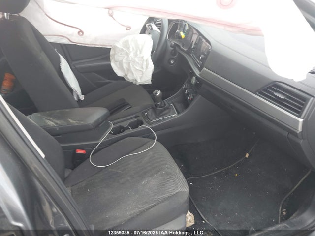 3VWN57BU6KM065335 Volkswagen 1.4 tsi