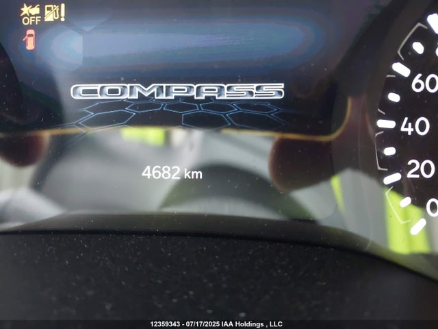 3C4NJDAN1RT588253 Jeep 2024