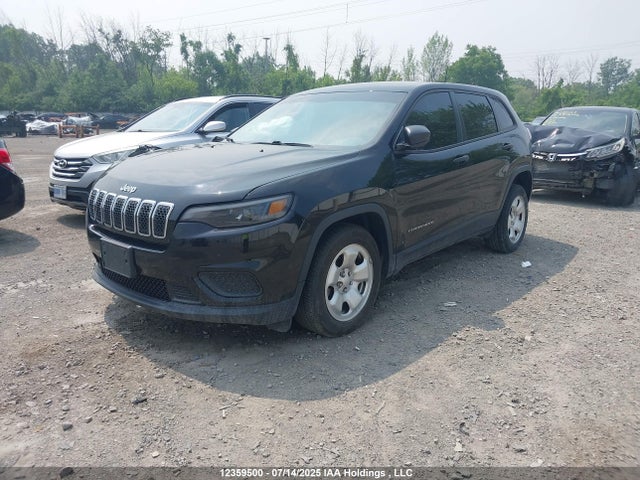 1C4PJLAB4MD100050 Jeep 2021