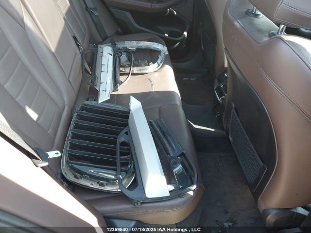 5UXTY5C02LLE57847 BMW X3