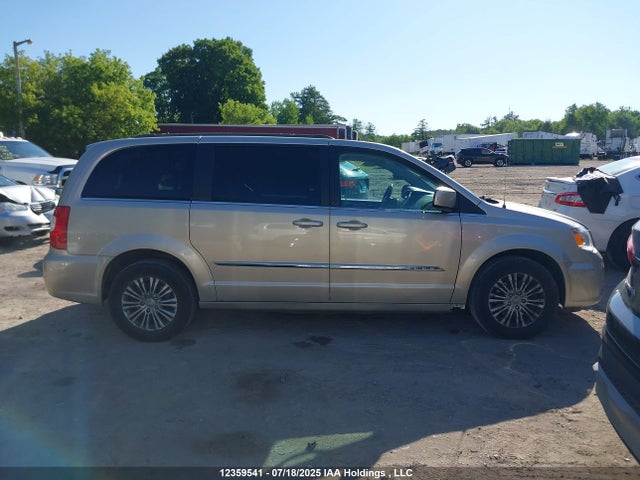 2C4RC1CG7FR707480 Chrysler 2015