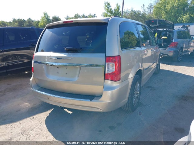2C4RC1CG7FR707480 Chrysler 2015