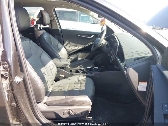 KNDCT3L18R5100079 KIA Niro