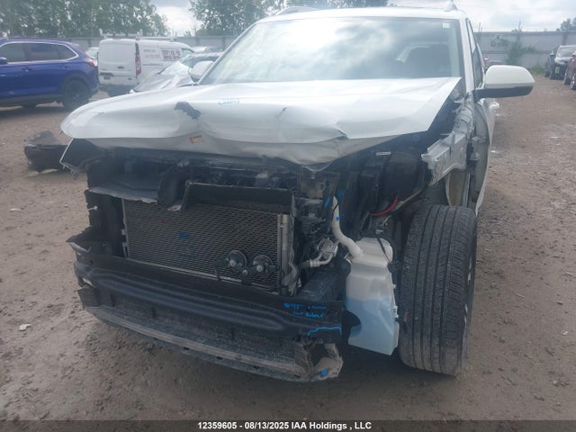 1V2BR2CA7NC521848 Volkswagen fsi
