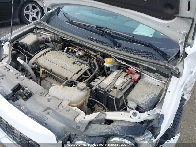 1G1JC6SH9E4212034 Chevrolet luw