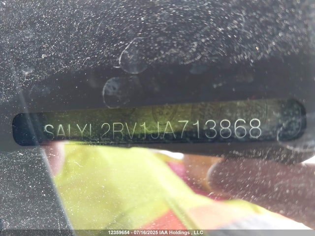 SALYL2RV1JA713868 Land Rover aj126