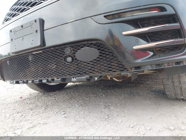 SALYL2RV1JA713868 Land Rover aj126
