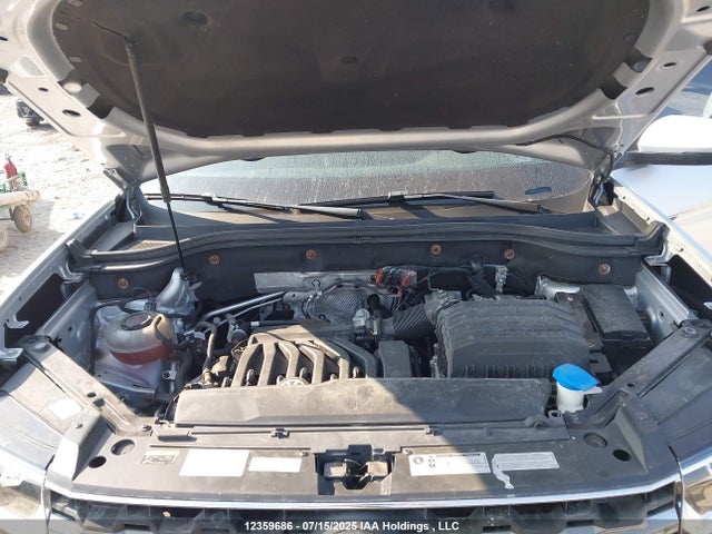 1V2RR2CA6JC575876 Volkswagen fsi