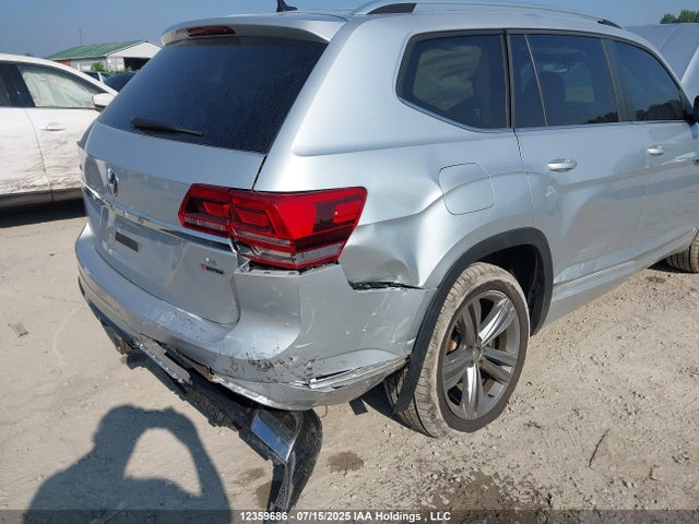 1V2RR2CA6JC575876 Volkswagen fsi