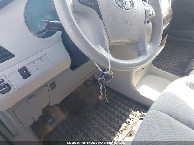 Toyota 2gr-fks 2014 5TDJK3DC3ES072836 Image 11