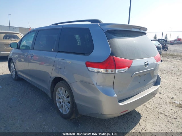 Toyota 2gr-fks 2014 5TDJK3DC3ES072836 Image 3