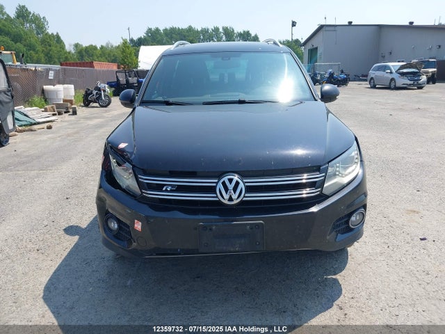 WVGLV7AXXHK014616 Volkswagen 2017