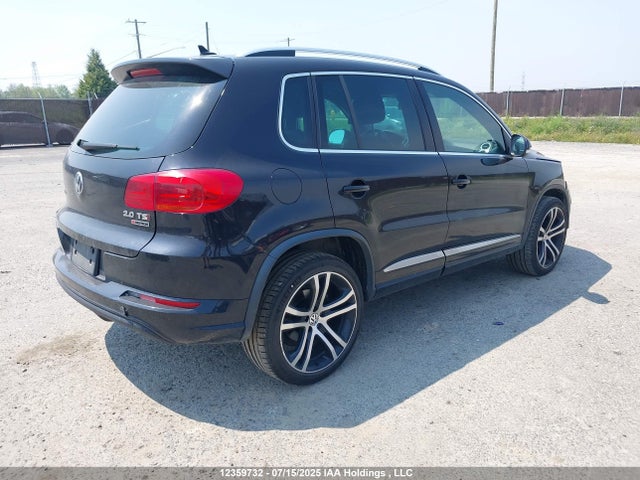 WVGLV7AXXHK014616 Volkswagen 2017