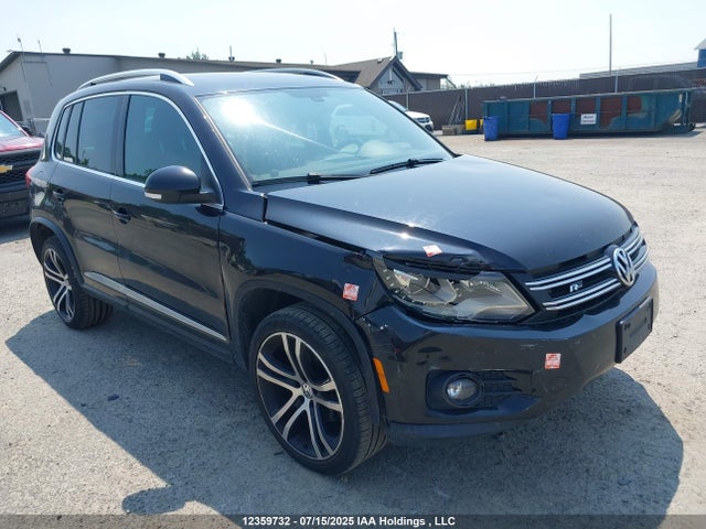 WVGLV7AXXHK014616 Volkswagen 2017