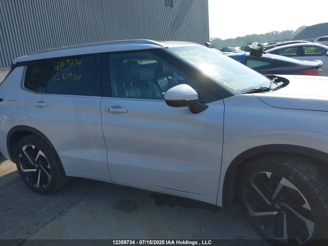 JA4J4VA80NZ619141 Mitsubishi Outlander