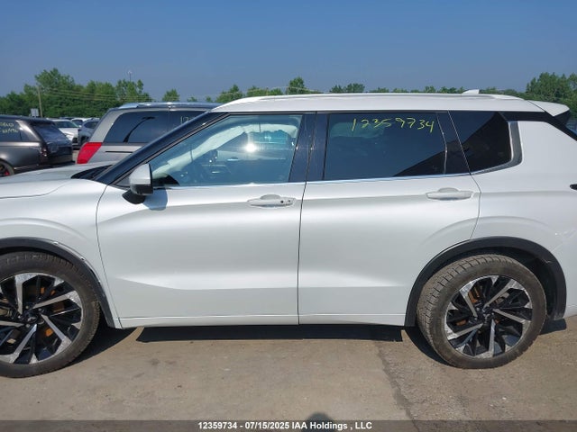 JA4J4VA80NZ619141 Mitsubishi Outlander