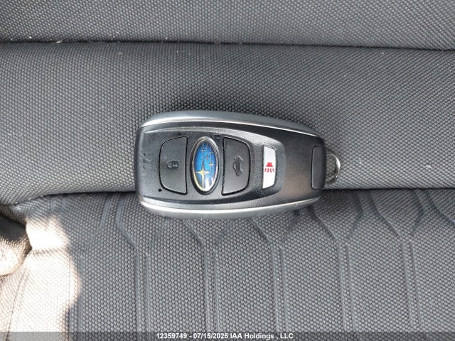 JF1GUAFC1R8356830 Subaru na