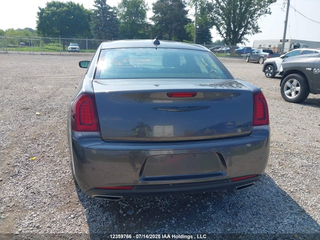 2C3CCADG3NH253029 Chrysler 300