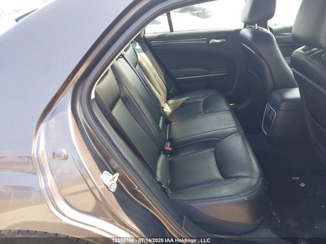 2C3CCADG3NH253029 Chrysler 300