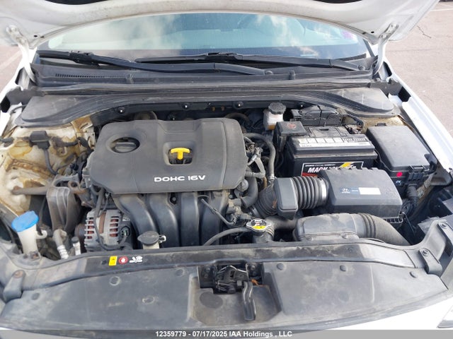 KMHD84LF8HU240575 Hyundai Elantra