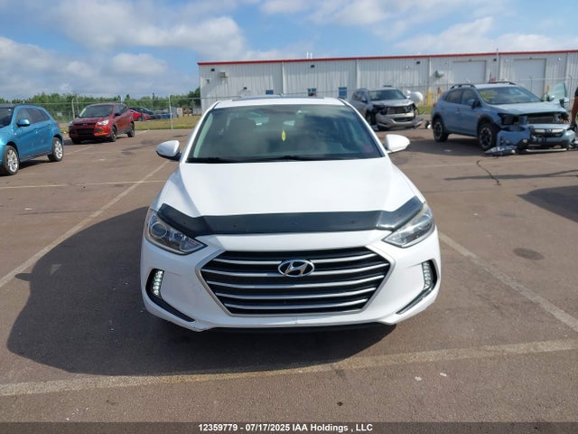 KMHD84LF8HU240575 Hyundai Elantra