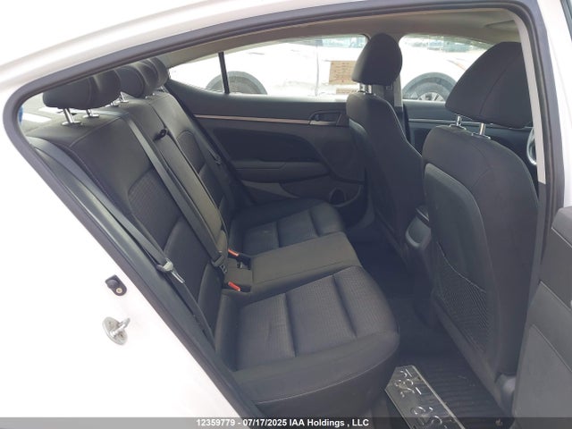 KMHD84LF8HU240575 Hyundai Elantra